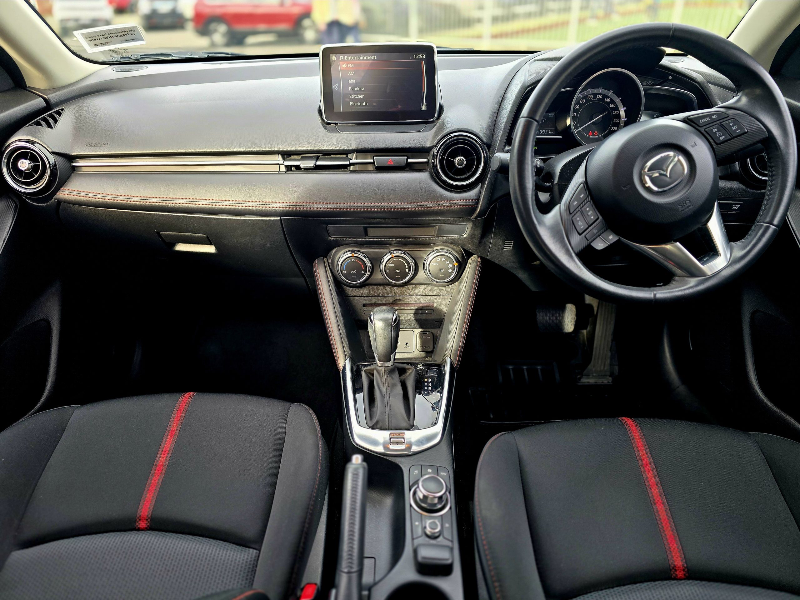 2015 Mazda 2 Gsx -49,295km's - Image 7