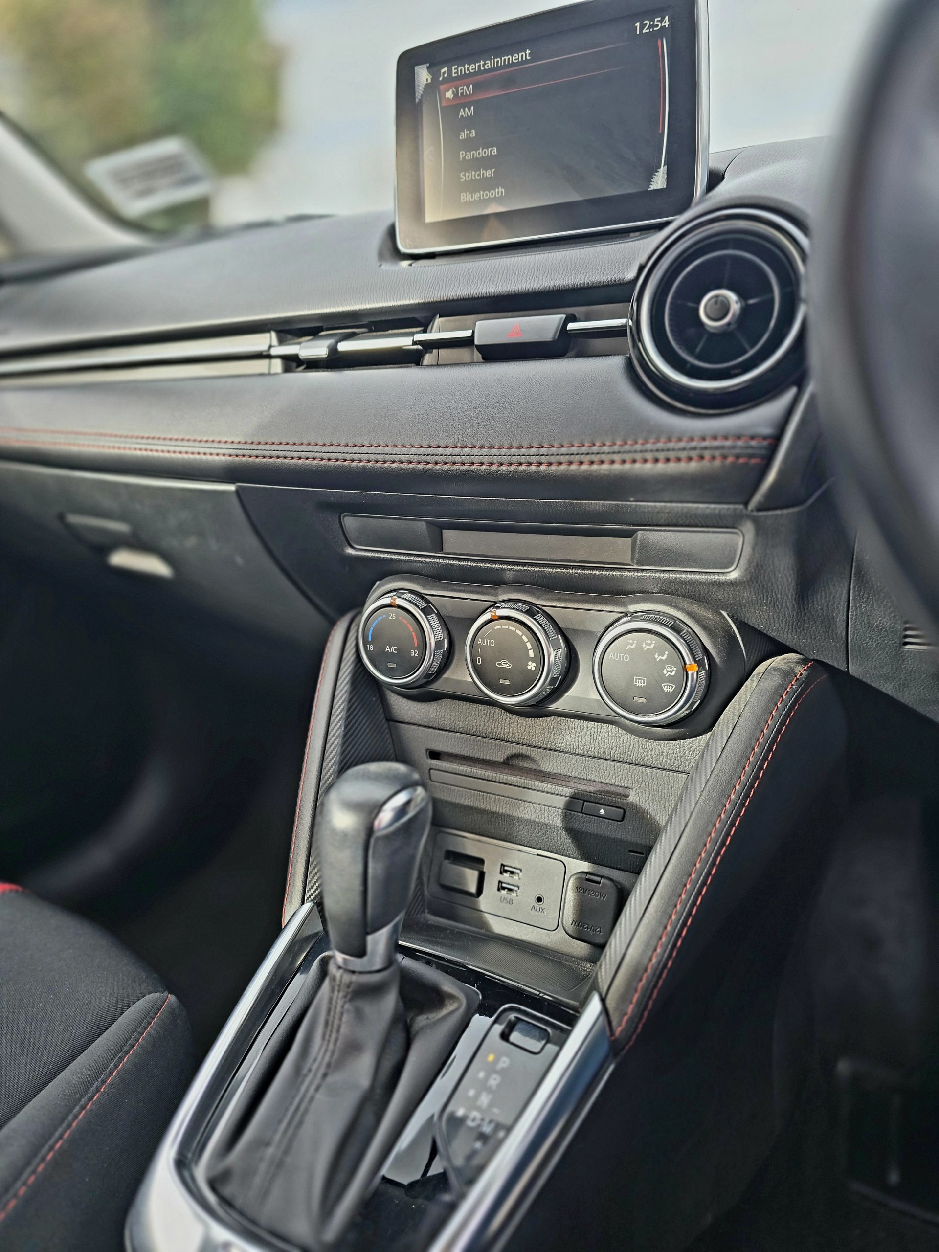 2015 Mazda 2 Gsx -49,295km's - Image 10