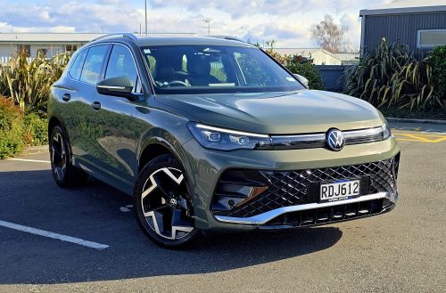 2025 Volkswagen Tiguan R-Line -12,169km's