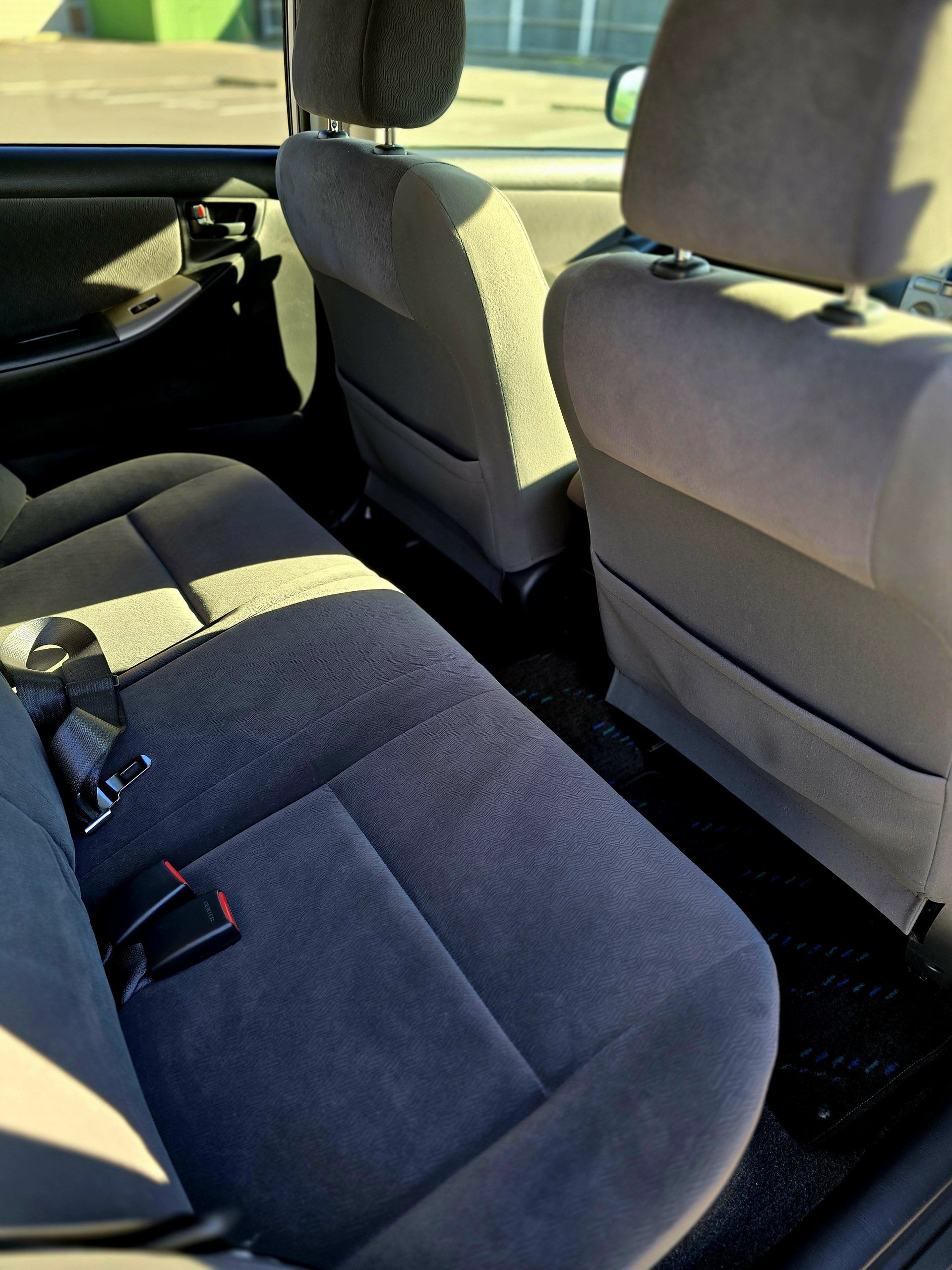 2005 Toyota Corolla Runx -147,845km's - Image 5