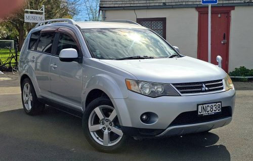2006 Mitsubishi Outlander AWD -144,855km's