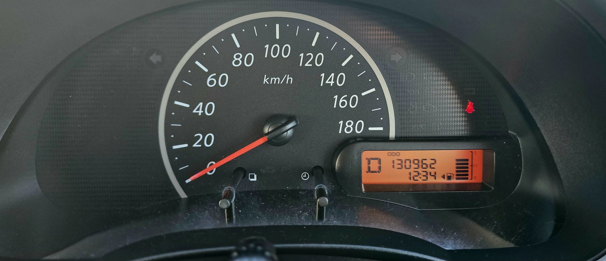 2013 Nissan March -130,500km's - Image 13